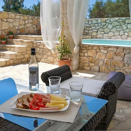 Julia House By Paxosretreats Tatil Evi Mpogdanatika