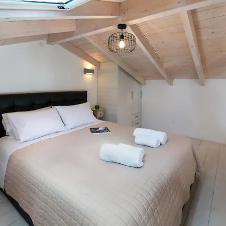 Julia House By Paxosretreats Tatil Evi Mpogdanatika